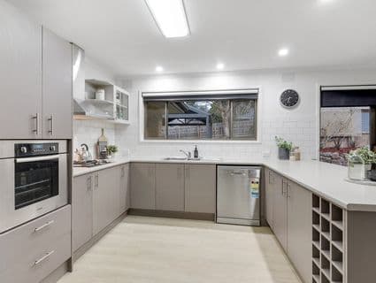 112 Heatherhill Road, Frankston, VIC, 3199, Frankston - Thumbnail 3