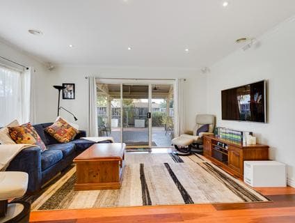 8 Marlo Place, Frankston - Thumbnail 5
