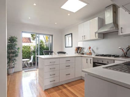 2/17 Olive Grove, Mentone, VIC, 3194, Mentone - Thumbnail 2
