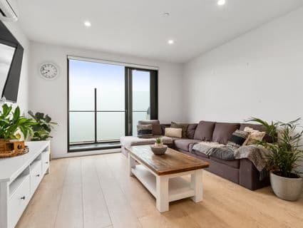 303/15 Ebdale Street, Frankston - Thumbnail 2
