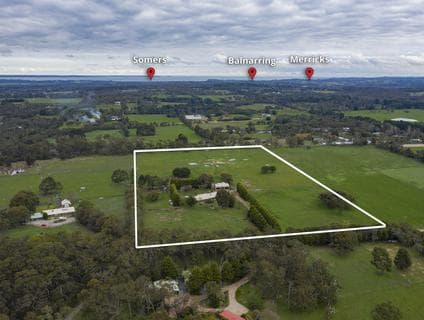4 Seaview Avenue, Tuerong - Image 1