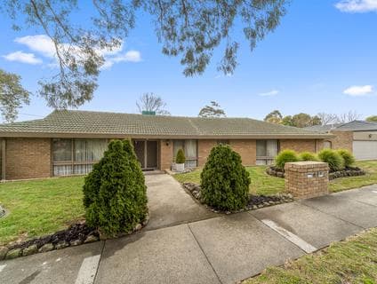 63 Fingal Drive, Frankston - Image 1