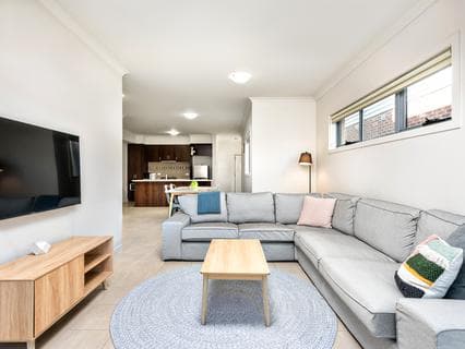 404, Dandenong - Thumbnail 2