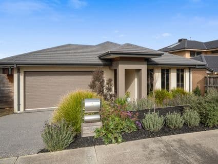 44 Bellis Circuit, Botanic Ridge - Image 1
