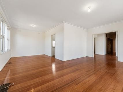 27 Ireland Street, Seaford, VIC, 3198, Seaford - Thumbnail 3