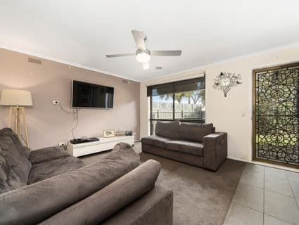 2 Christine Court, Seaford - Thumbnail 3