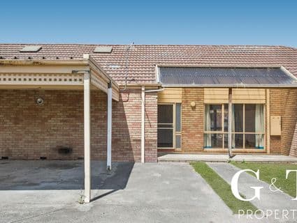 4/2 Shrives Road, Narre Warren - Image 1