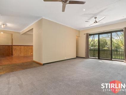 31 Glenalva Parade, Cannons Creek - Thumbnail 8