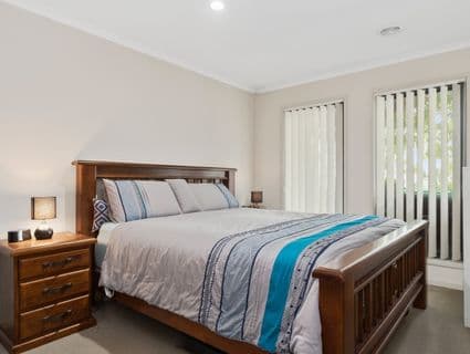 51 Phoenix Avenue, Cranbourne - Thumbnail 5