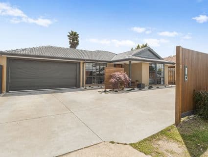 11 Hellenic Court, Carrum Downs - Thumbnail 2