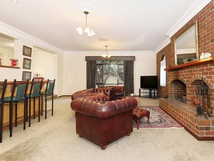 15 Haworth Court, Greenvale, VIC, 3059, Greenvale - Thumbnail 2