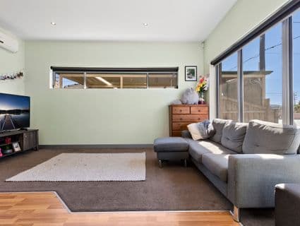5 Finton Grove, Reservoir, VIC, 3073, Reservoir - Thumbnail 2
