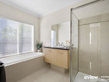 9 Imperia Close, Narre Warren South, VIC, 3805, Narre Warren South - Thumbnail 5