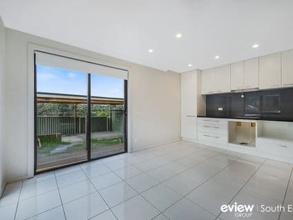 8 Moore Road, Hallam, VIC, 3803, Hallam - Thumbnail 5