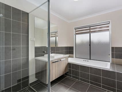 19 Tarcoola Way, Sandhurst, VIC, 3977, Sandhurst - Thumbnail 8