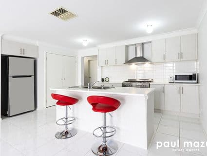 19/2 Barton Drive, Sandhurst, VIC, 3977, Sandhurst - Thumbnail 2