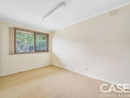 12 Phillip Court, Cranbourne North - Thumbnail 8