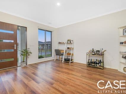 27 Savage Way, Clyde North - Thumbnail 6