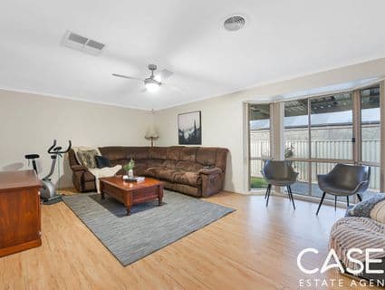 16 Butterfield Place, Cranbourne East, VIC, 3977, Cranbourne East - Thumbnail 8
