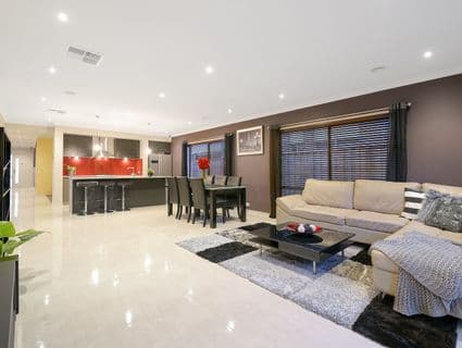 16 Black Gum Crescent, Cranbourne West, VIC, 3977, Cranbourne West - Thumbnail 3