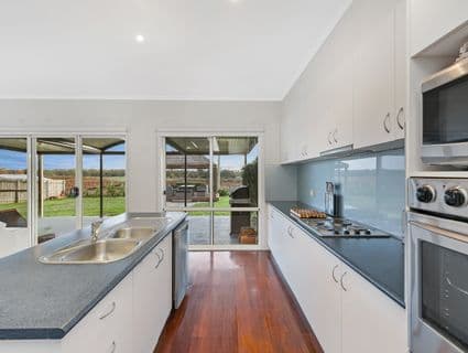 6 Stilt Close, Blind Bight - Thumbnail 7