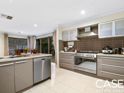 5 Aisbett Close, Lynbrook - Thumbnail 5
