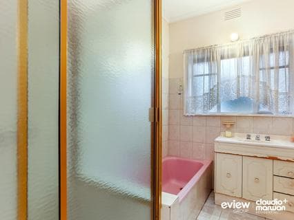 144 West Street, Hadfield - Thumbnail 5