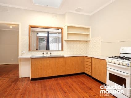 12 Barbara Street, Hadfield - Image 1