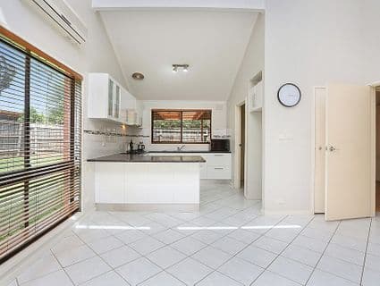 31/370 Melrose Drive, Tullamarine - Thumbnail 2