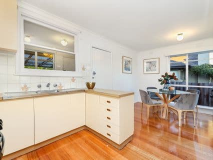 6 Valdoone Court, Oak Park - Thumbnail 5