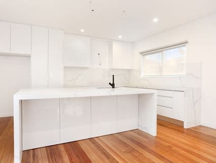 1/111 View Street, Glenroy - Image 1