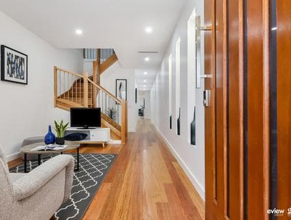 9 Ridge Road, Oak Park - Thumbnail 2