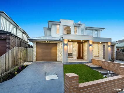9 Ridge Road, Oak Park - Image 1