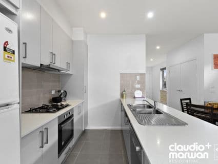 1/885 Pascoe Vale Road, Glenroy - Thumbnail 3