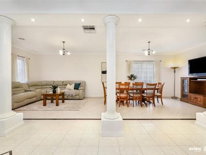 8 Lewiston Grove, Greenvale - Thumbnail 5