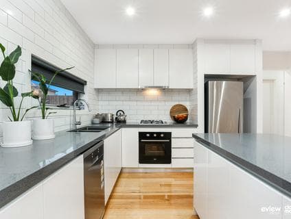 3/125 Cardinal Road, Glenroy - Thumbnail 3