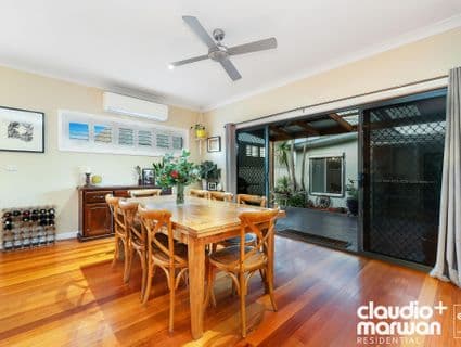 48 West Street, Hadfield - Thumbnail 6