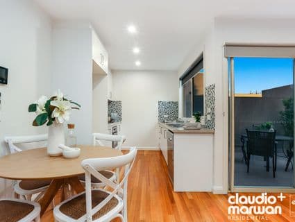 2/68 Wheatsheaf Road, Glenroy, VIC, 3046, Glenroy - Thumbnail 3
