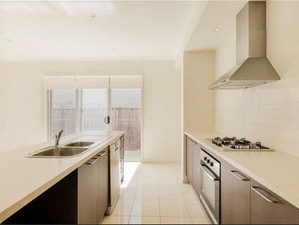 16 Misqa Ave, Point Cook, VIC, 3030, Point Cook - Thumbnail 2