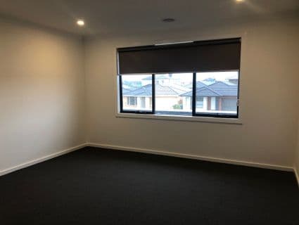 98 Bensonhurst Parade, Point Cook, VIC, 3030, Point Cook - Thumbnail 2