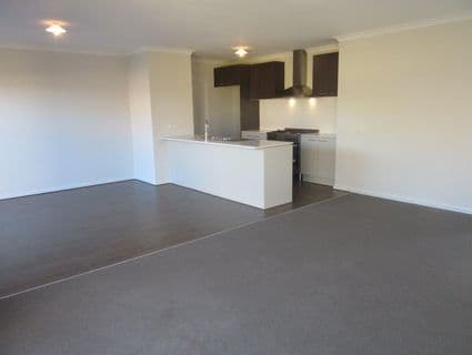 25 Maiden Crescent, Point Cook, VIC, 3030, Point Cook - Thumbnail 2