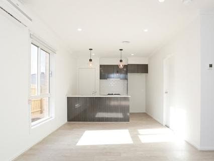 34 Frontier Ave, Aintree, VIC, 3336, Aintree - Thumbnail 5