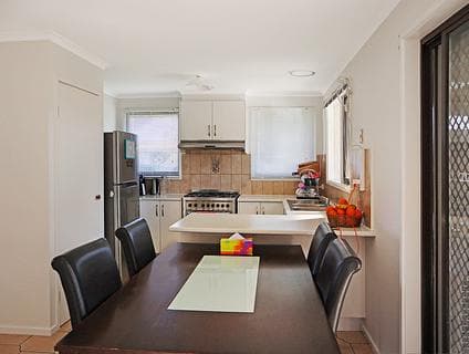 15 Lauraville Street, Werribee, VIC, 3030, Werribee - Thumbnail 5