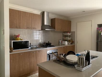 41 Grandpark Circuit, Point Cook, VIC, 3030, Point Cook - Thumbnail 2