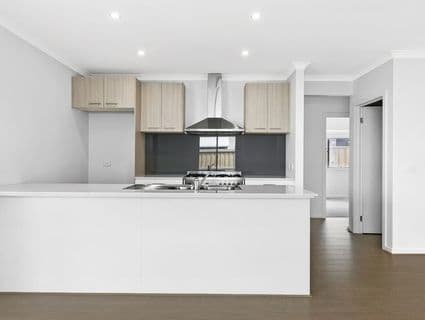 16 McLean Street, Torquay, VIC, 3228, Torquay - Thumbnail 2