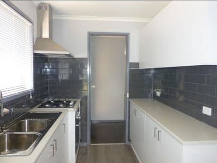 1 Pelican Place, Werribee, VIC, 3030, Werribee - Thumbnail 2