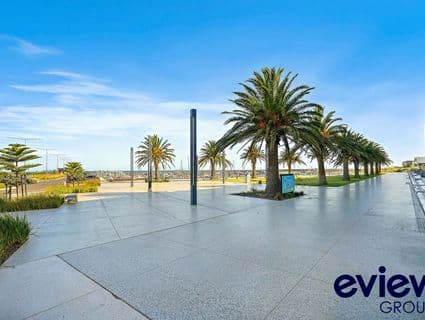303/50 Catamaran Drive, Werribee South, VIC, 3030, Werribee South - Thumbnail 2