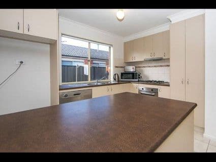 28 Malaga Street, Point Cook, VIC, 3030, Point Cook - Thumbnail 2