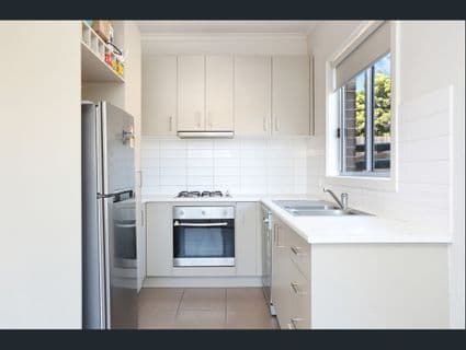 2/15 Cottrell Street, Werribee, VIC, 3030, Werribee - Thumbnail 4