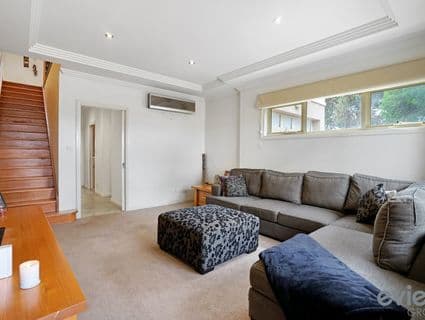 25B Parklands Grove, Werribee - Thumbnail 3